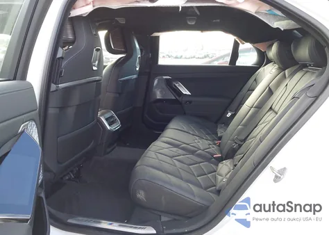 2024 BMW I7 xDrive60 z USA, uszkodzony, nr VIN WBY53EJ0XRCS18286